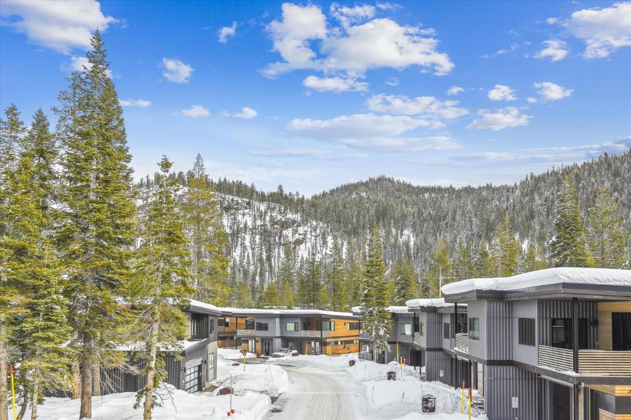 Diamond Run At Palisades - Luxury Townhome, Ski Shuttle Pet Friendly And Hot Tub! Olympic Valley  Exterior photo