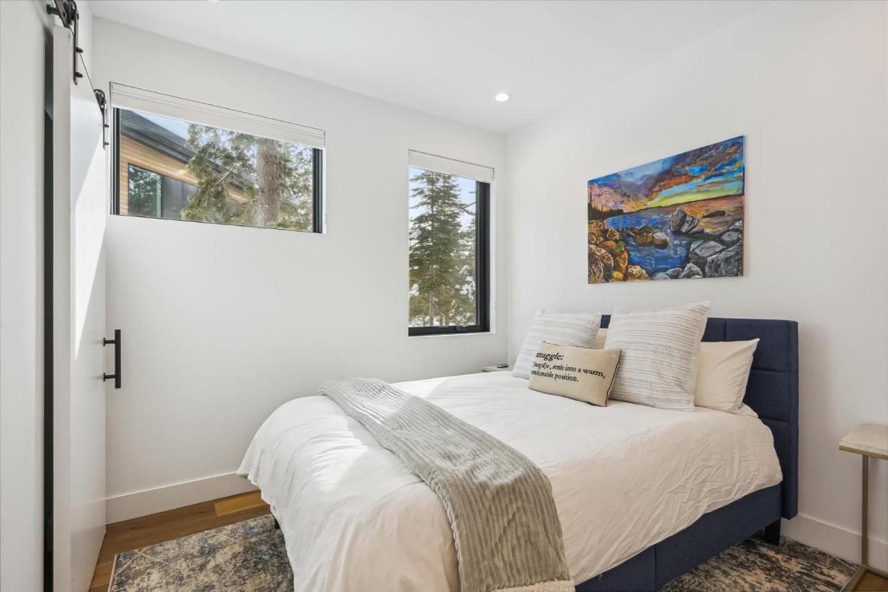 Diamond Run At Palisades - Luxury Townhome, Ski Shuttle Pet Friendly And Hot Tub! Olympic Valley  Exterior photo