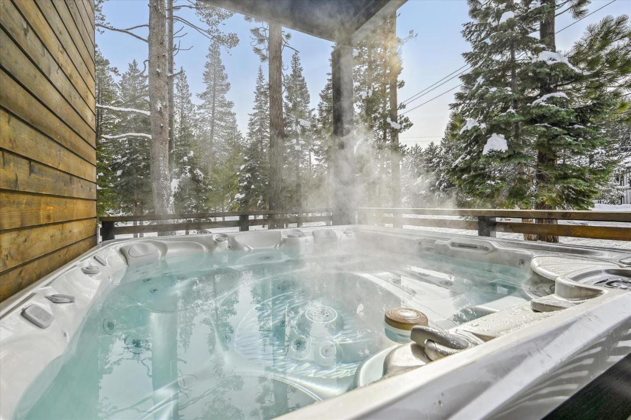 Diamond Run At Palisades - Luxury Townhome, Ski Shuttle Pet Friendly And Hot Tub! Olympic Valley  Exterior photo