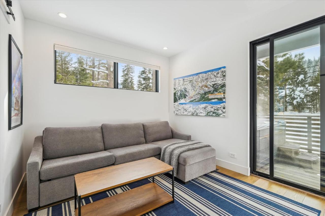 Diamond Run At Palisades - Luxury Townhome, Ski Shuttle Pet Friendly And Hot Tub! Olympic Valley  Exterior photo