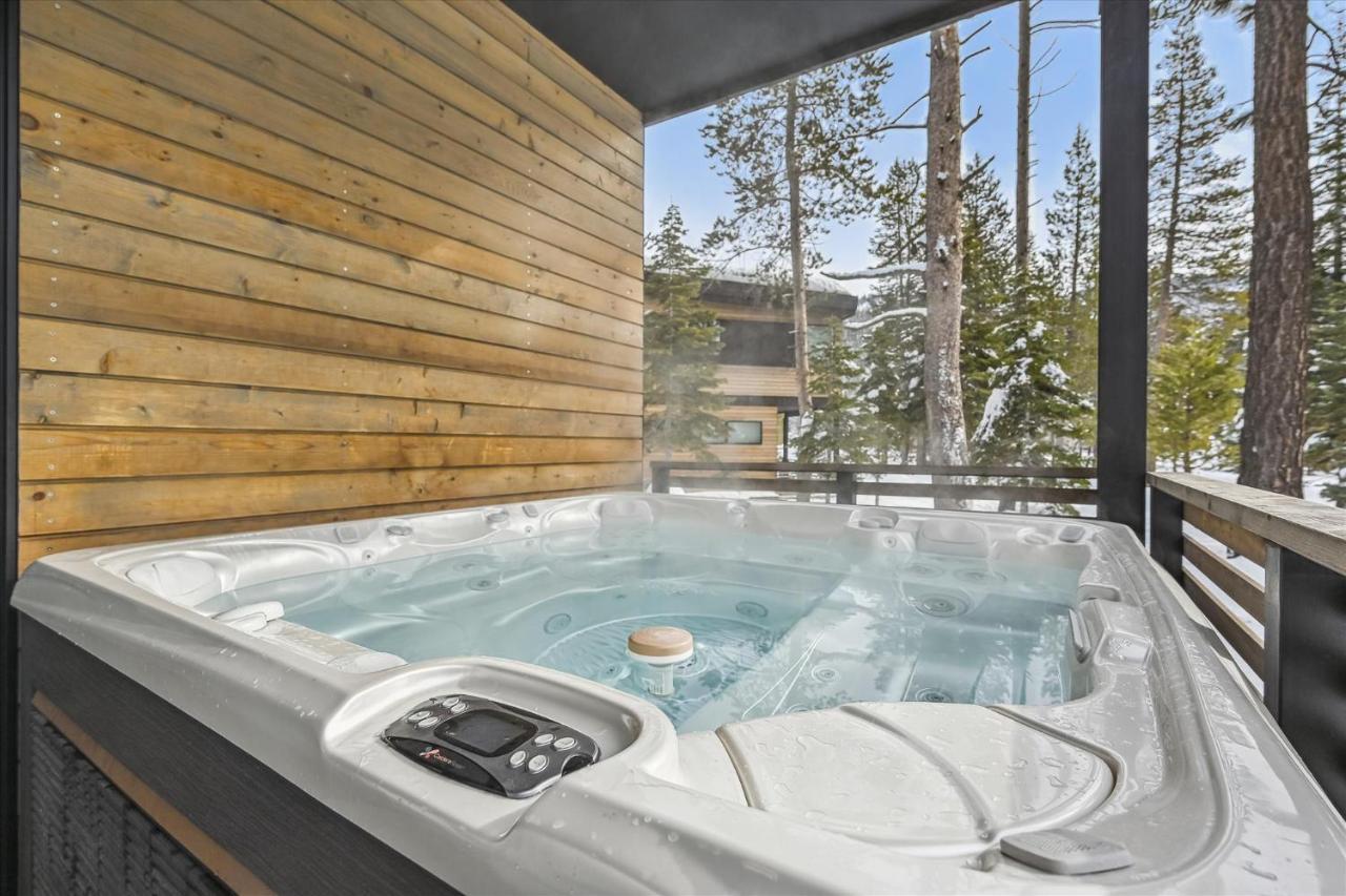 Diamond Run At Palisades - Luxury Townhome, Ski Shuttle Pet Friendly And Hot Tub! Olympic Valley  Exterior photo